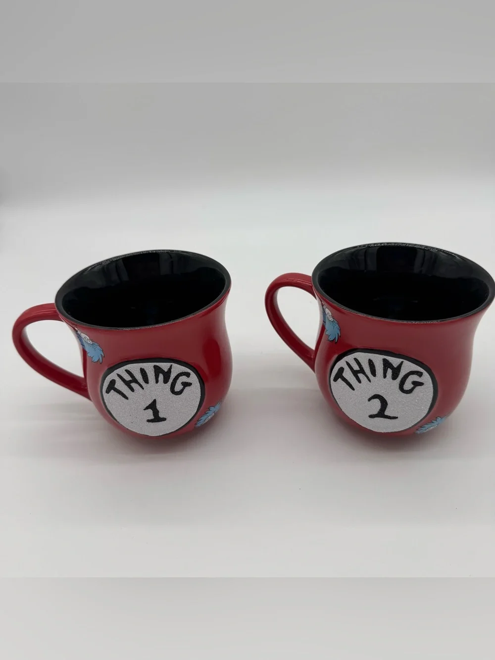 Dr Seuss Thing 1 & Thing 2 Coffee Tea Cup Mugs Universal Studios Cat In The Hat